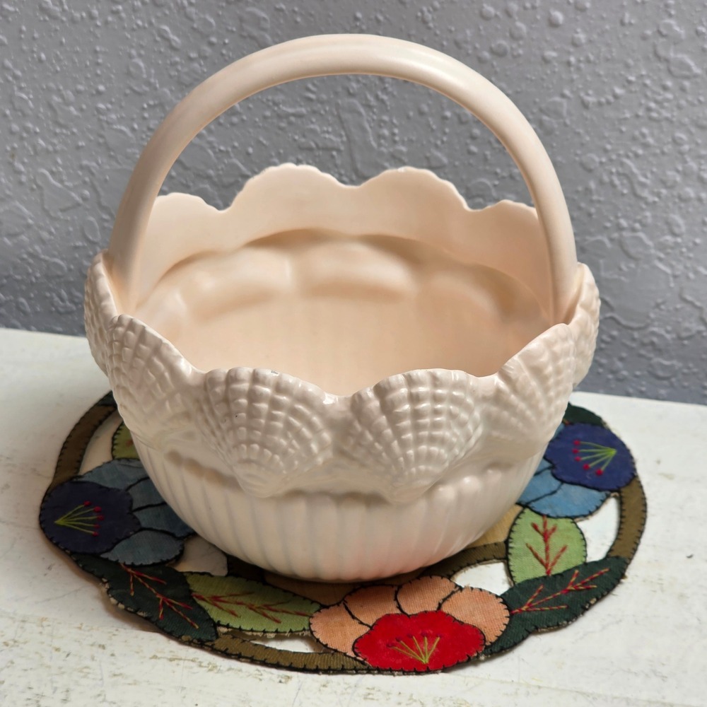 Vintage 1982 Fitz & Floyd Ceramic Scalloped Shell Basket Planter Beach Cottage